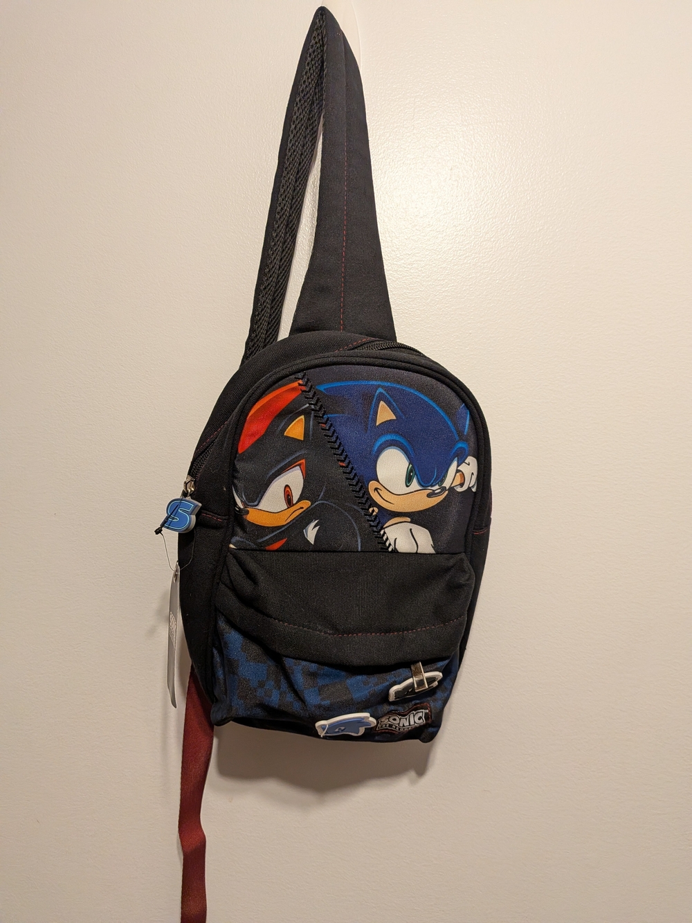 Bioworld Black & Blue Sonic and Shadow Sling Bag